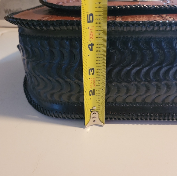 Vintage Tooled Leather Bag - Picture 9 of 10